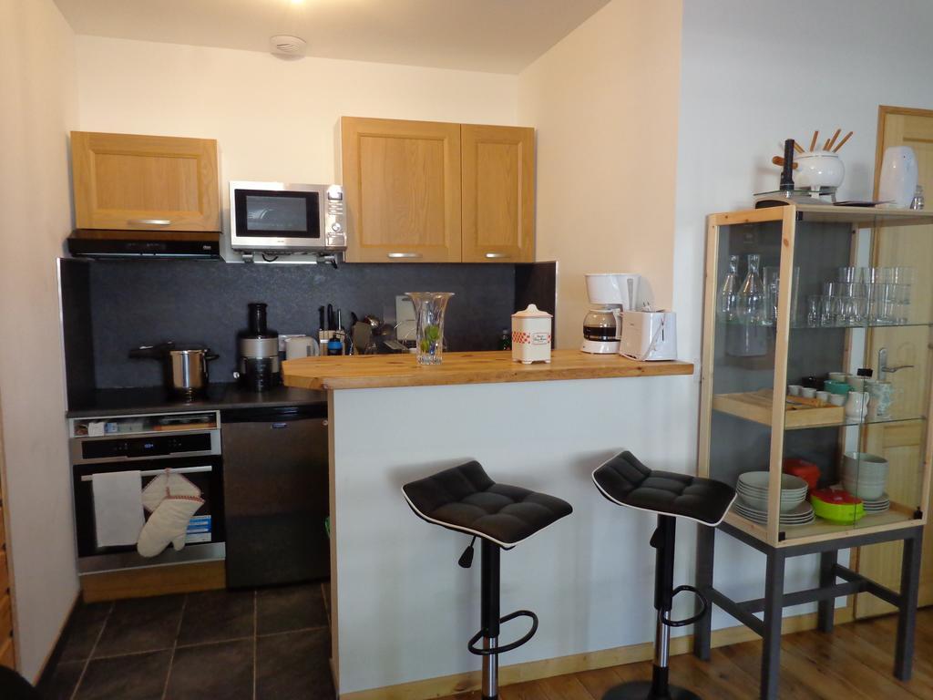 Apartment N° 32 *